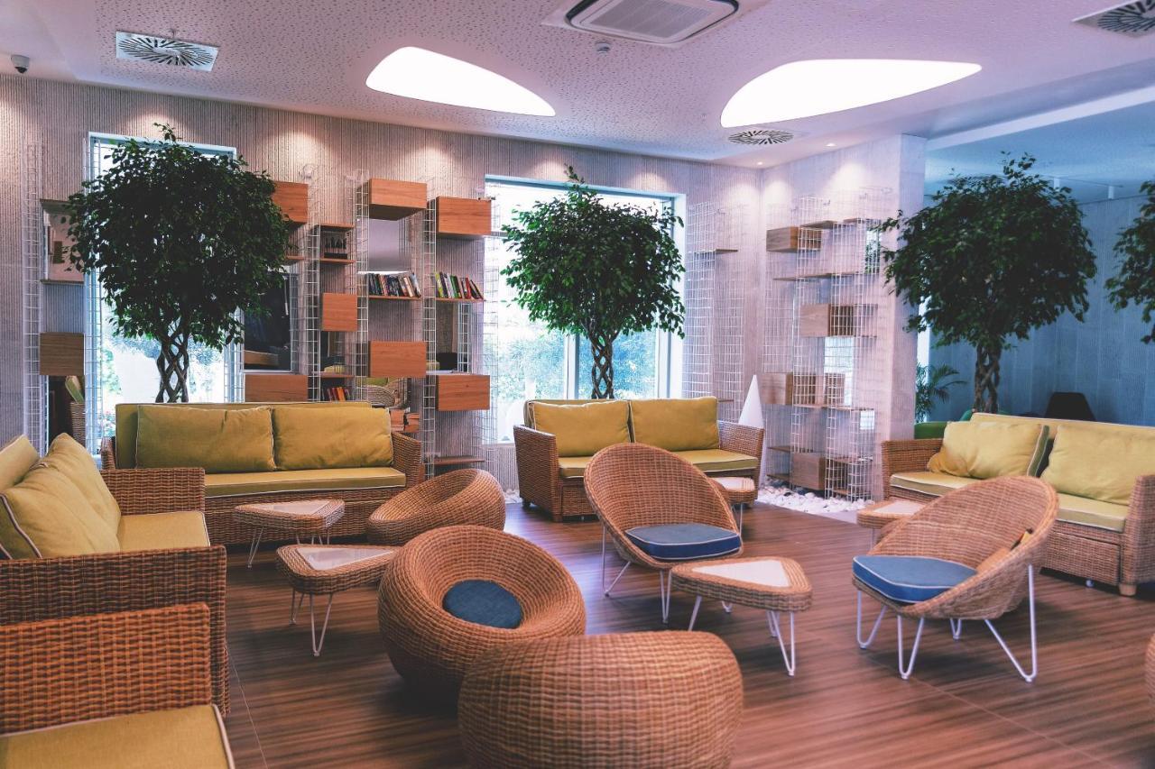 Carine Hotel Kumbor Superior Herceg Novi Buitenkant foto
