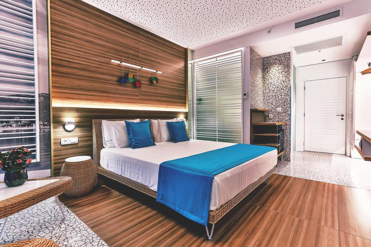 Carine Hotel Kumbor Superior Herceg Novi Buitenkant foto