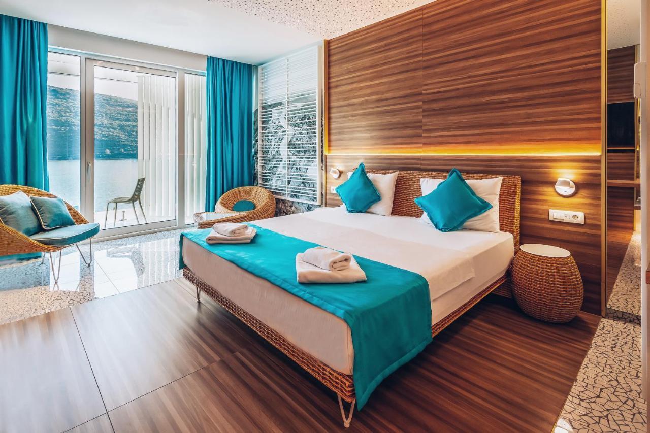 Carine Hotel Kumbor Superior Herceg Novi Buitenkant foto